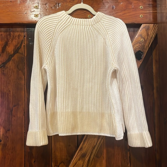 Gorgeous me + em sweater that’s cream and white stripes - Picture 6 of 7
